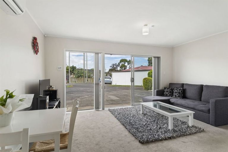 Photo of property in 1/17a Rose Road, Papatoetoe, Auckland, 2025