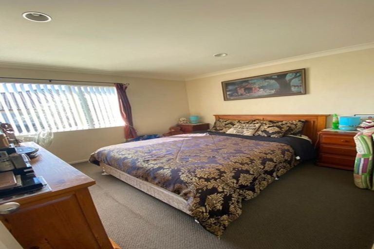 Photo of property in 135 Cyril French Drive, Flat Bush, Auckland, 2016