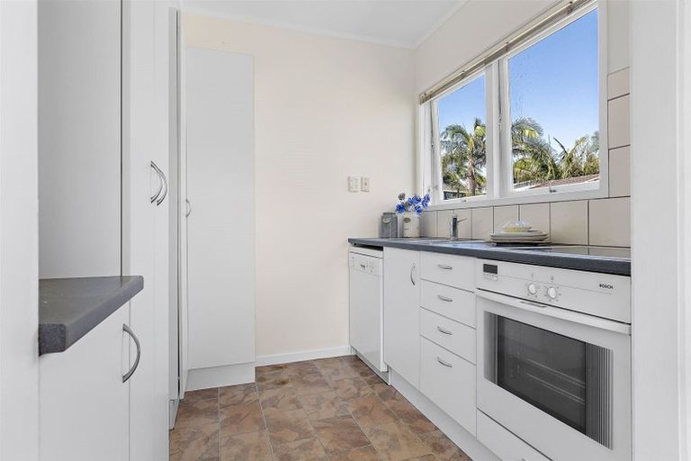 Photo of property in 1/21 Roadley Avenue, Sunnyhills, Auckland, 2010