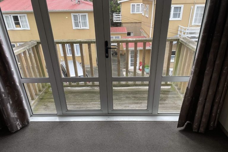 Photo of property in 146d Aro Street, Aro Valley, Wellington, 6021