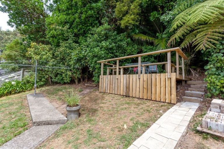 Photo of property in 10 Wai-iti Terrace, Whitianga, 3510