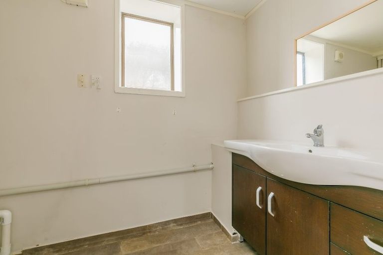 Photo of property in 68 Powrie Street, Glenfield, Auckland, 0629