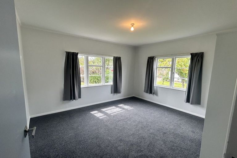 Photo of property in 1 Hariata Street, Otaki, 5512