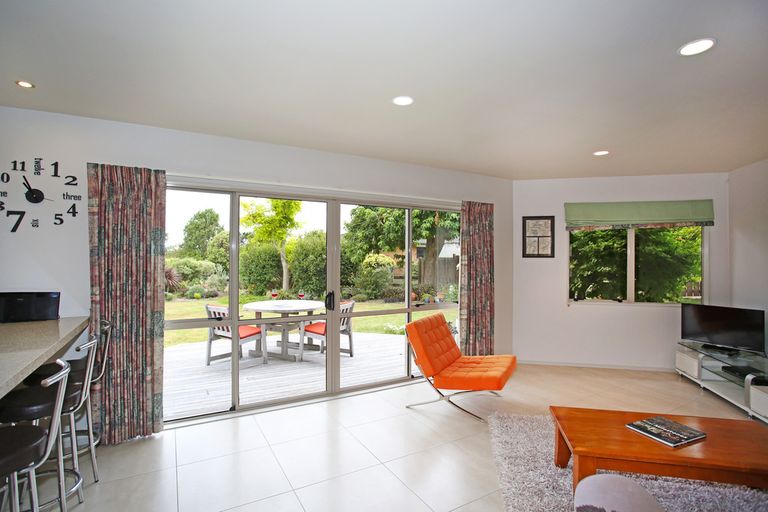 Photo of property in 27 Bayview Drive, Waiuku, 2123