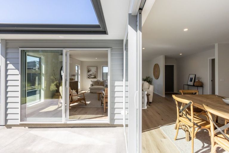 Photo of property in 45 Wai Whatu Street, Meeanee, Napier, 4110