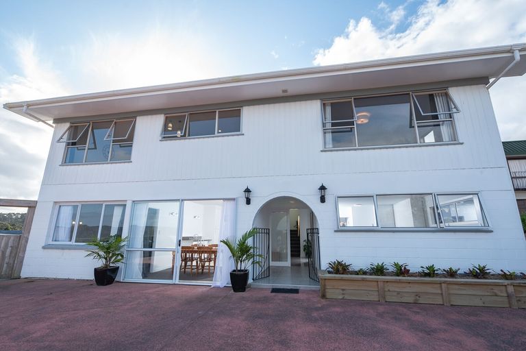 Photo of property in 8 Panorama Avenue, Paihia, 0200