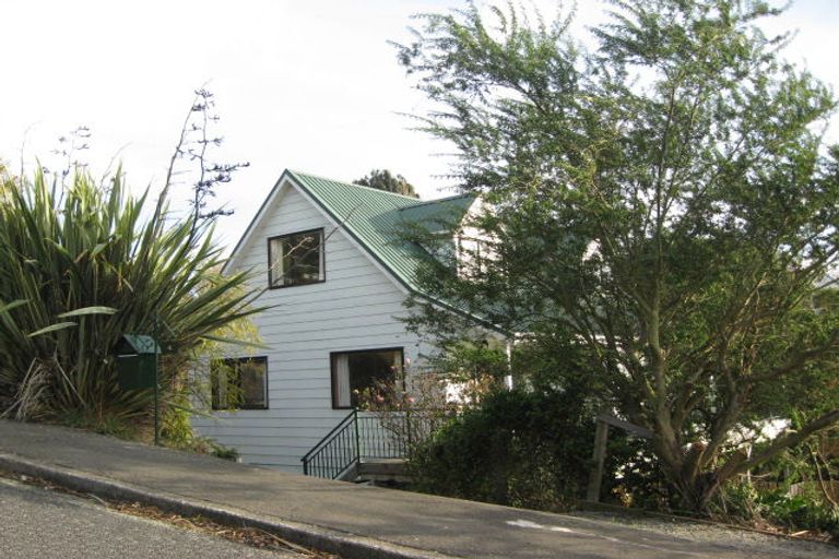 Photo of property in 4 Moerangi Street, Broad Bay, Dunedin, 9014