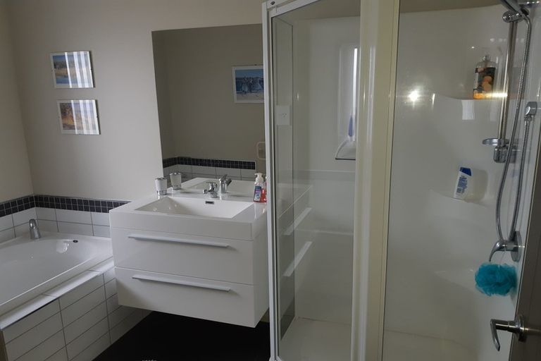 Photo of property in 69 Magellan Rise, Flagstaff, Hamilton, 3210