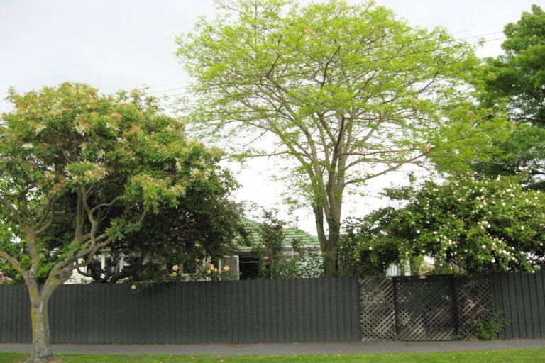 Photo of property in 17 Wayside Avenue, Burnside, Christchurch, 8053