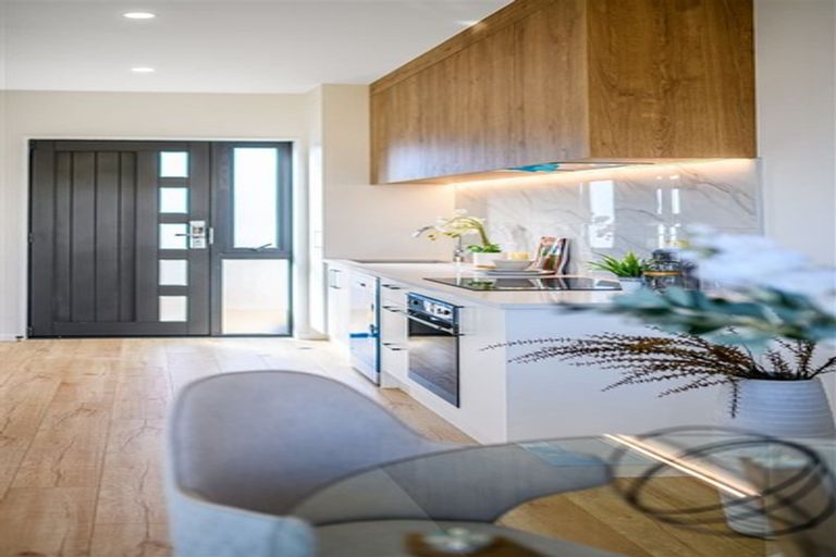 Photo of property in 11/6 Kereru Street, Henderson, Auckland, 0612