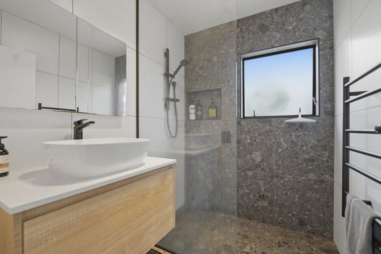 Photo of property in 4b Topaz Drive, Papamoa Beach, Papamoa, 3118