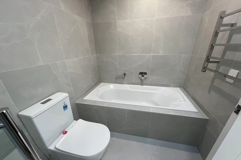 Photo of property in 31 Gunn Way, Hobsonville, Auckland, 0616