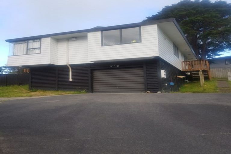 Photo of property in 42 Maywood Crescent, Glen Eden, Auckland, 0602