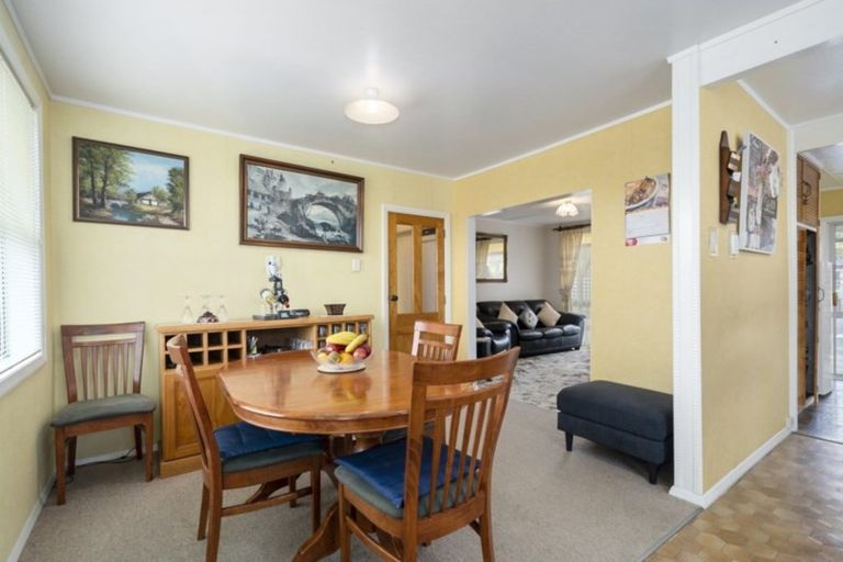 Photo of property in 4 Mawhare Street, Titahi Bay, Porirua, 5022