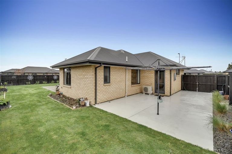 Photo of property in 36 Andesite Drive, Rolleston, 7614