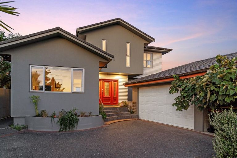 Photo of property in 63 Karewa Parade, Papamoa Beach, Papamoa, 3118