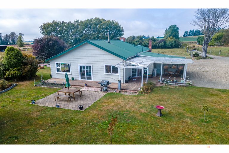 Photo of property in 92 Studholme Settlement Road, Waimate, 7979