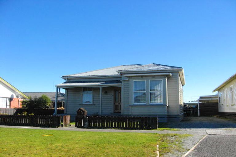Photo of property in 22 Palmerston Street, Greymouth, 7805