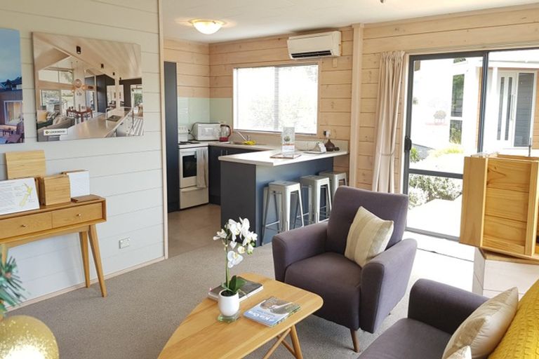 Photo of property in 431 Main South Road, Hornby, Christchurch, 8042