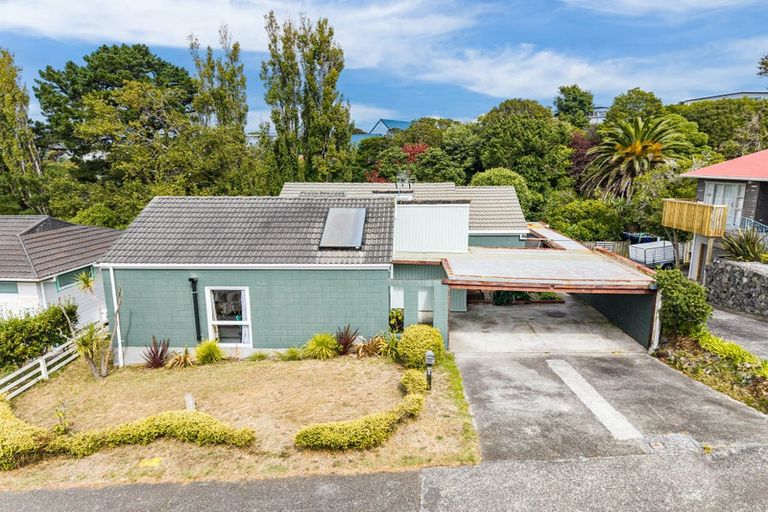 Photo of property in 10a Penryn Drive, Camborne, Porirua, 5026