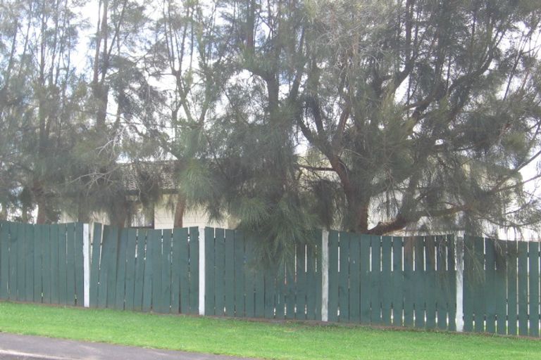 Photo of property in 45 Farwood Drive, Henderson, Auckland, 0612
