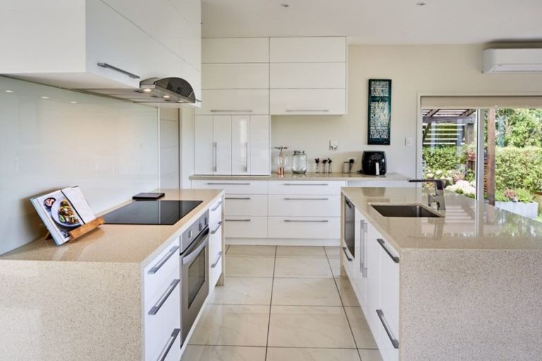 Photo of property in 27 Mo Street, Camborne, Porirua, 5026