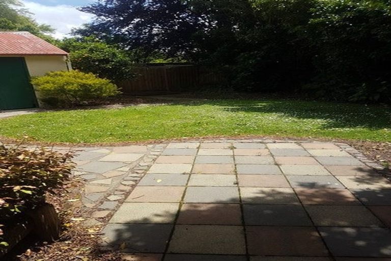 Photo of property in 31 Pahiatua Street, Hokowhitu, Palmerston North, 4410