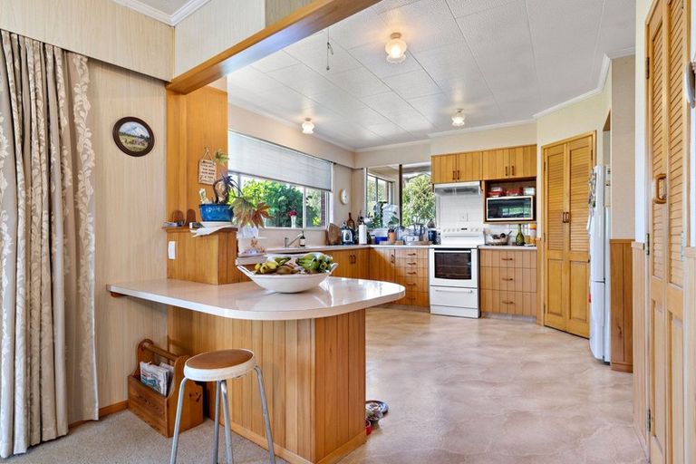 Photo of property in 13 Fairbrother Street, Carterton, 5713