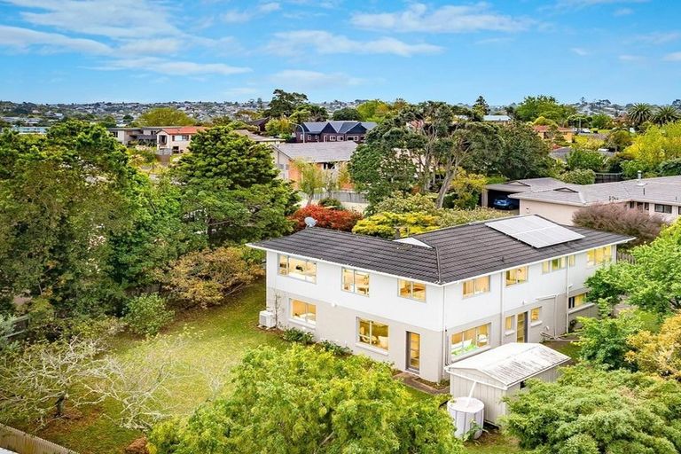 Photo of property in 55 Becroft Drive, Forrest Hill, Auckland, 0620
