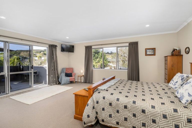 Photo of property in 12 Hilldale Crescent, Kuaotunu West, Whitianga, 3592