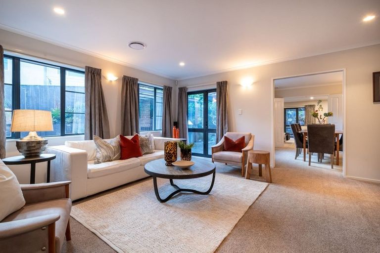 Photo of property in 39 Picasso Drive, West Harbour, Auckland, 0618