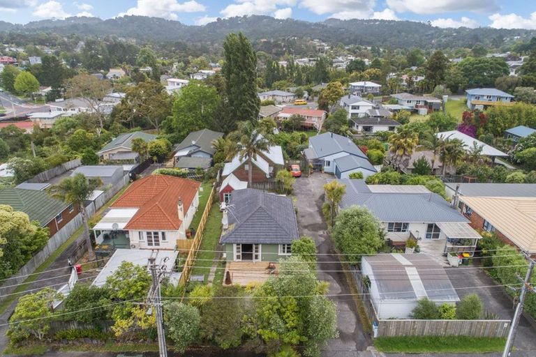 Photo of property in 22 Glengarry Road, Glen Eden, Auckland, 0602