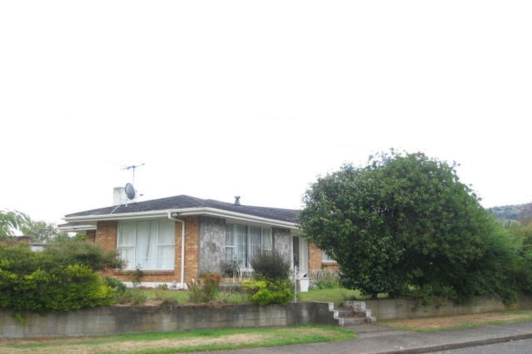 Photo of property in 4 Rosina Street, Clouston Park, Upper Hutt, 5018