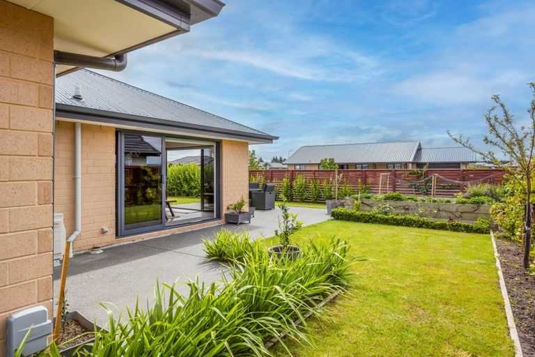 Photo of property in 82 Lady Isaac Drive, Rolleston, 7615