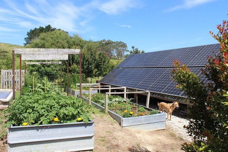 Photo of property in Dunkerron Farm, 852 Oneriri Road, Kaiwaka, 0573