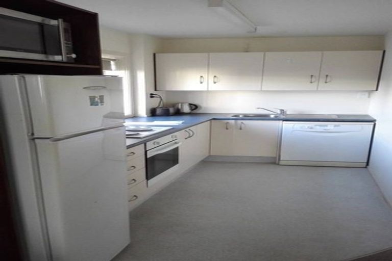 Photo of property in Lago Apartments, 1/1102 Fenton Street, Rotorua, 3010