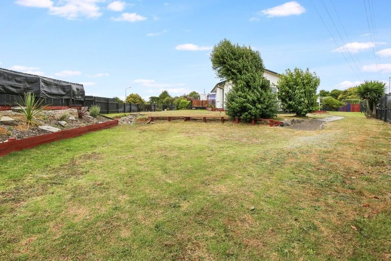 Photo of property in 32 Barnhill Crescent, Pahurehure, Papakura, 2113