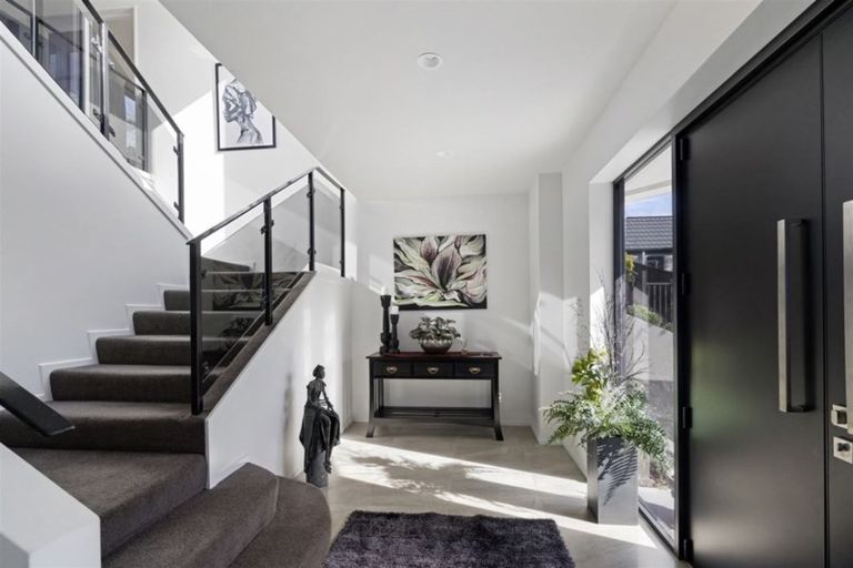 Photo of property in 5 Willow Dell, Westmorland, Christchurch, 8025
