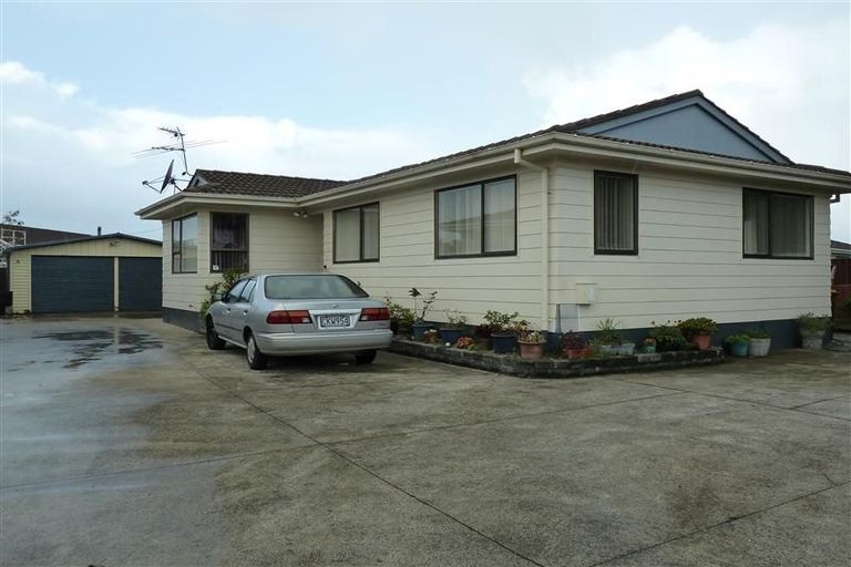 Photo of property in 21 Rangataua Place, Manurewa, Auckland, 2102