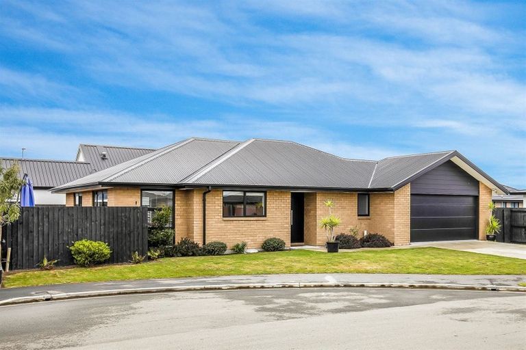 Photo of property in 32 Carrington Close, Lincoln, 7608