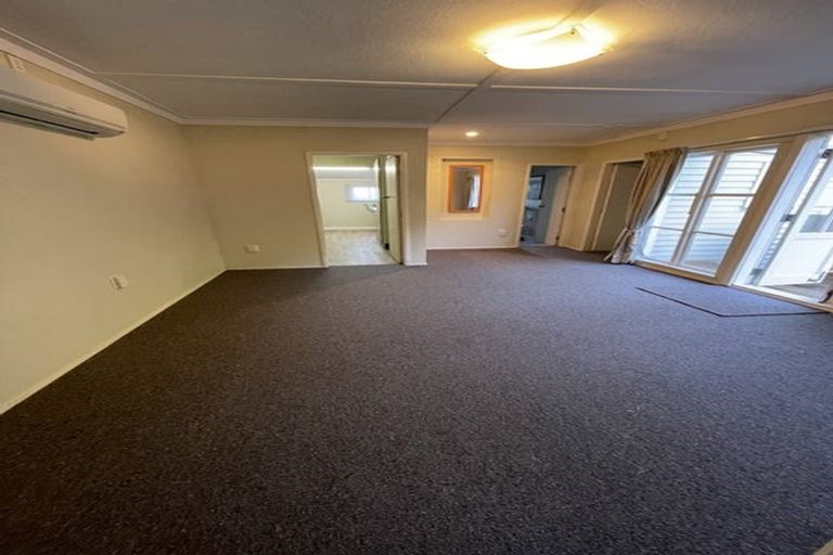 Photo of property in 427 Ohiro Road, Brooklyn, Wellington, 6021