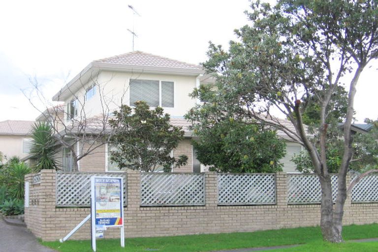 Photo of property in 2/42 Bay Street, Red Beach, 0932