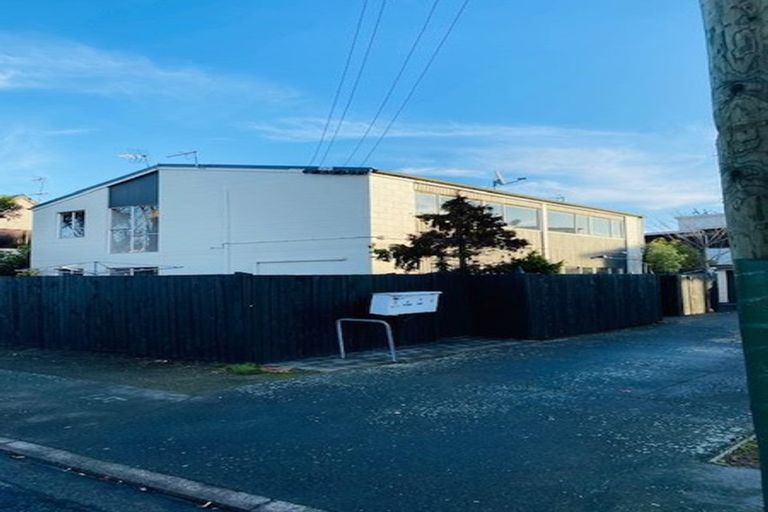Photo of property in 2/457 Barbadoes Street, Edgeware, Christchurch, 8013