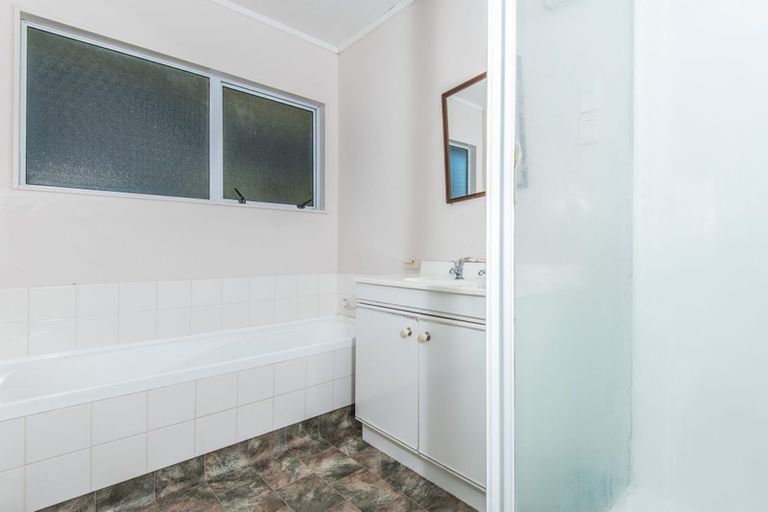 Photo of property in 28 Erris Street, Johnsonville, Wellington, 6037