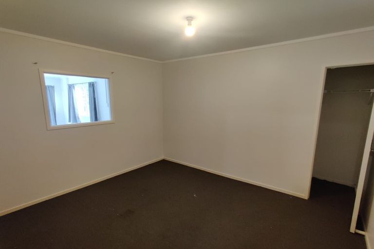 Photo of property in 33 Leaver Place, Weymouth, Auckland, 2103
