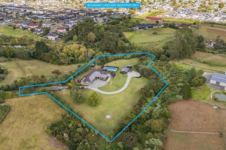 Photo of property in 71 Kaipara Road, Papakura, 2582