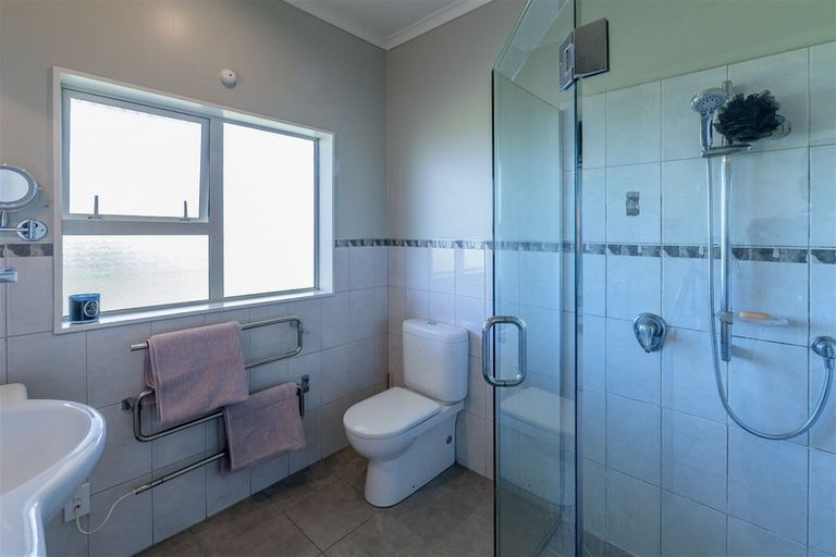 Photo of property in 450 Waitarere Beach Road, Waitarere, Levin, 5574