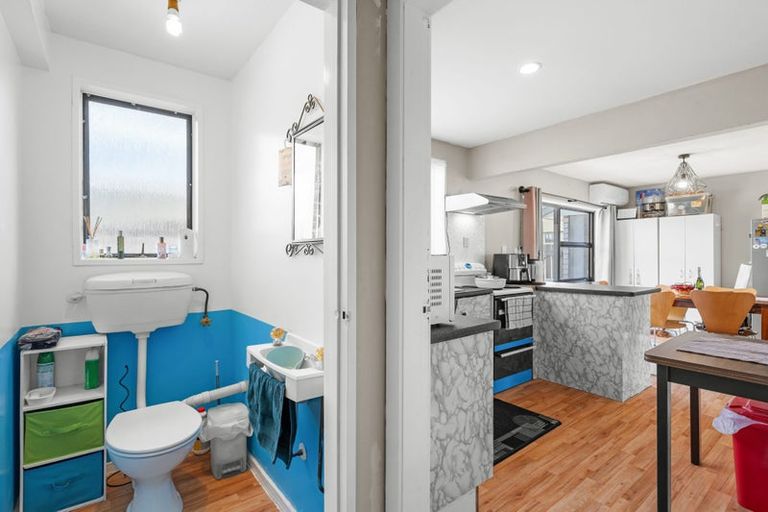 Photo of property in 2/41 Picton Avenue, Riccarton, Christchurch, 8011