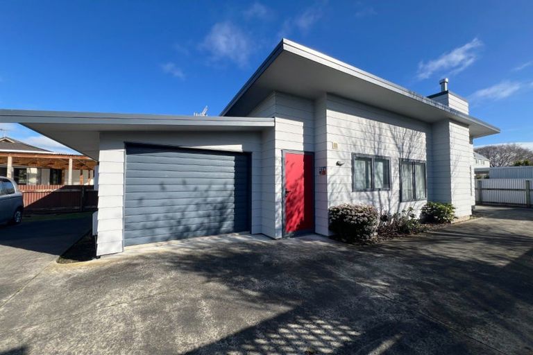 Photo of property in 23 Dahlia Street, Palmerston North, 4410