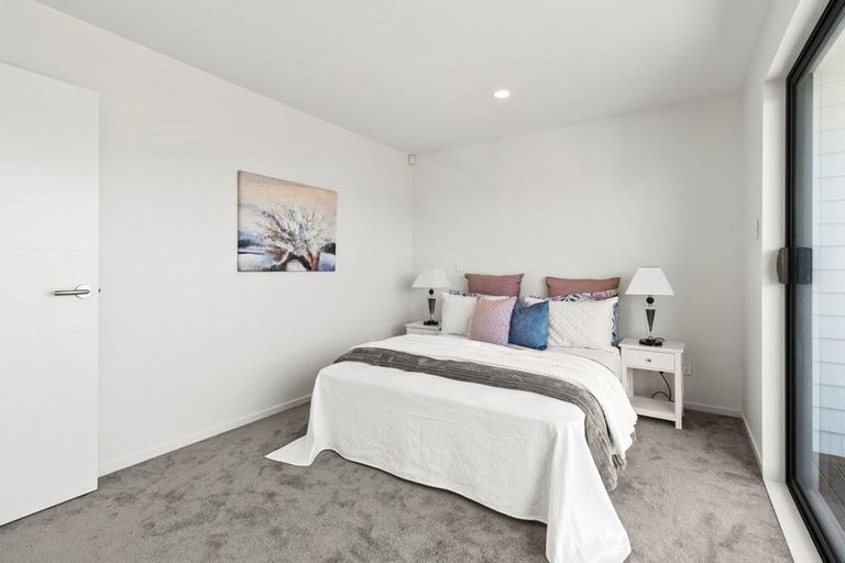 Photo of property in 51 Turret Lane, Hobsonville, Auckland, 0616